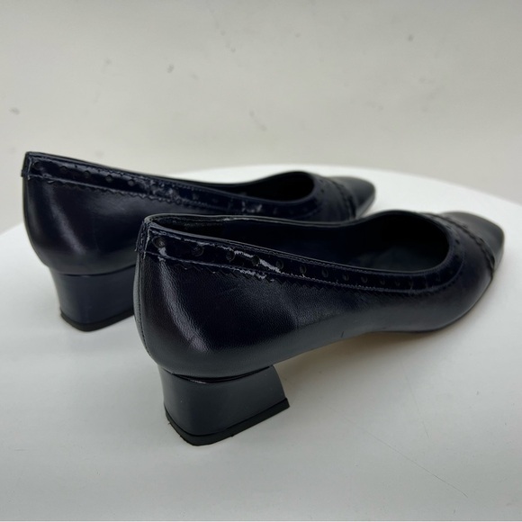 Vaneli Heels Pumps Block Low Heel Square Cap Toe Navy Blue Leather Retro Date - Picture 9 of 15